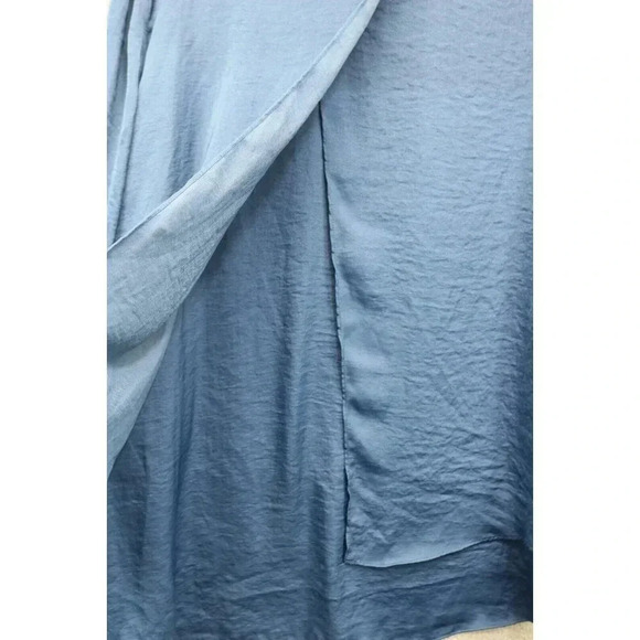 Chico's Blue Satin Layered Top-3/4 Sleeve-Size 3 or XL - Picture 9 of 9